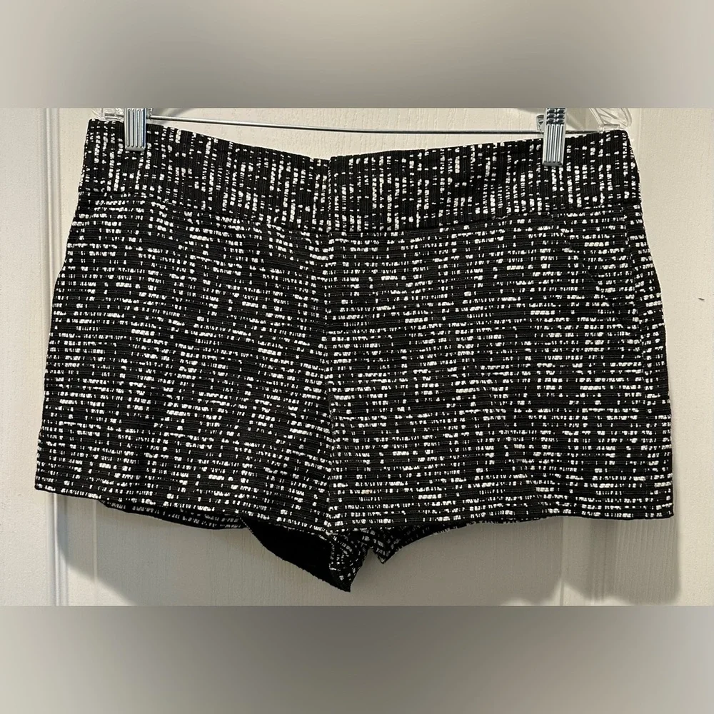 Alice + Olivia Employed Cady Mid-Rise Mini Shorts in Black/White Digital